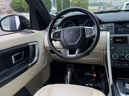 Used 2016 Land Rover Discovery Sport HSE Luxury AWD/4WD image 28