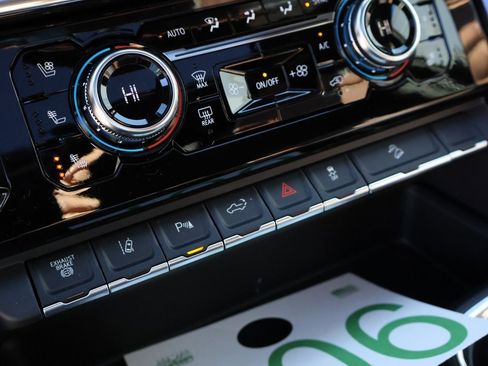 New 2026 GMC Sierra 2500 Denali Ultimate w/ Max Trailering Package image 36