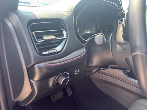 Used 2025 Dodge Durango GT AWD/4WD image 15
