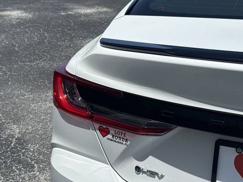 Used 2025 Toyota Camry XSE FWD image 15