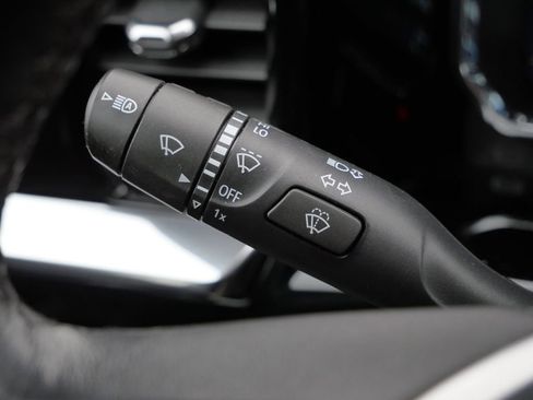 Used 2022 GMC Sierra 1500 Elevation w/ LPO, Elevation Black Package image 29