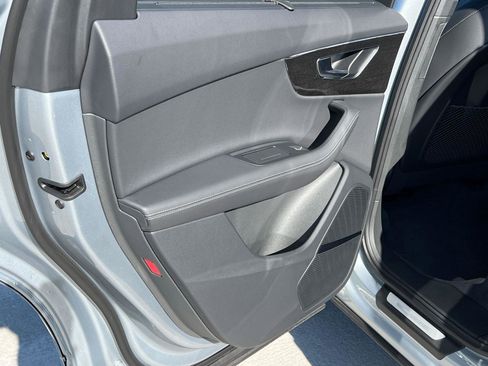 New 2026 Audi Q7 Premium Plus AWD/4WD image 15