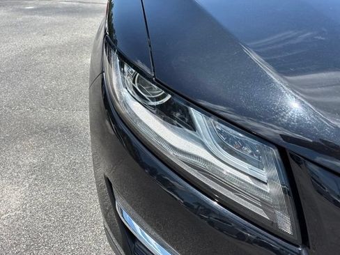 Used 2019 Lincoln MKC Reserve w/ MKC Technology Package FWD image 9