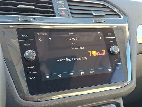 Used 2018 Volkswagen Tiguan SEL image 19