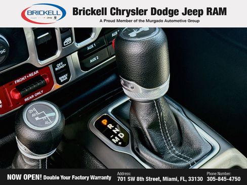 Used 2025 Jeep Wrangler Unlimited Rubicon AWD/4WD image 27