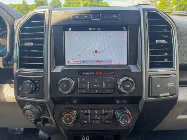 Used 2019 Ford F150 XLT w/ Equipment Group 302A Luxury AWD/4WD image 11