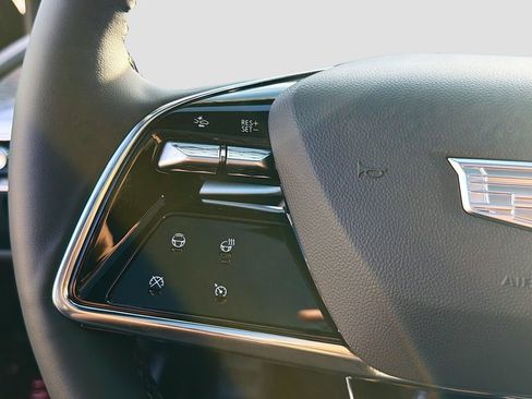 New 2026 Cadillac Lyriq Sport RWD image 36