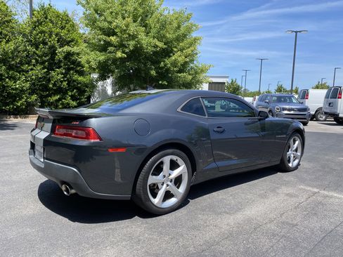 Used 2015 Chevrolet Camaro LT w/ RS Package RWD image 9