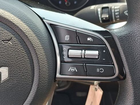 Used 2023 Kia Forte LXS FWD image 23