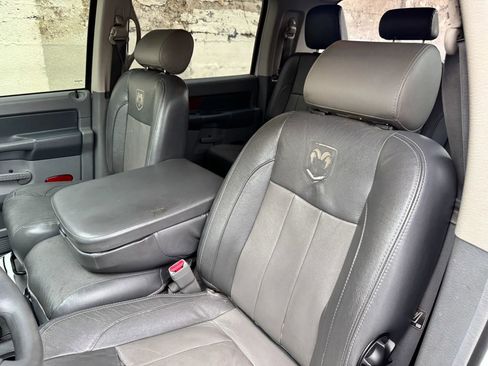 Used 2006 Dodge Ram 2500 Truck SLT w/ Light Group AWD/4WD image 12