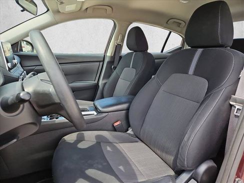 Used 2024 Nissan Sentra SV FWD image 14