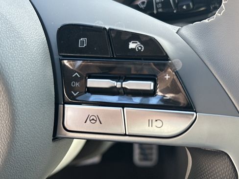 New 2026 Hyundai Elantra Sport FWD image 23