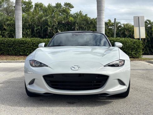 Used 2016 MAZDA MX-5 Miata Grand Touring image 3