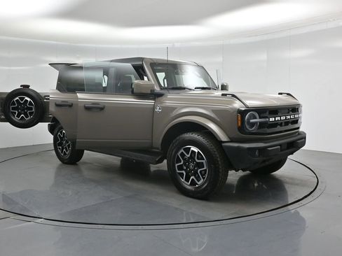 New 2026 Ford Bronco Outer Banks AWD/4WD image 31