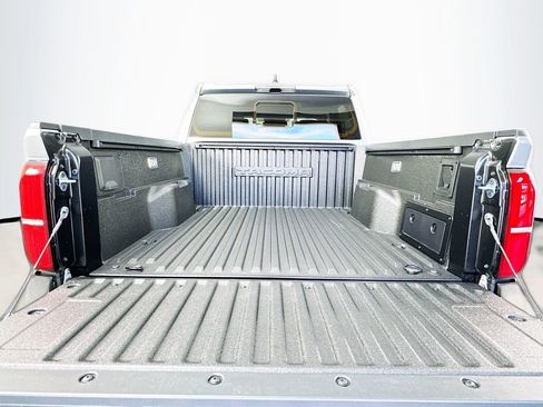 New 2025 Toyota Tacoma TRD Off-Road image 25