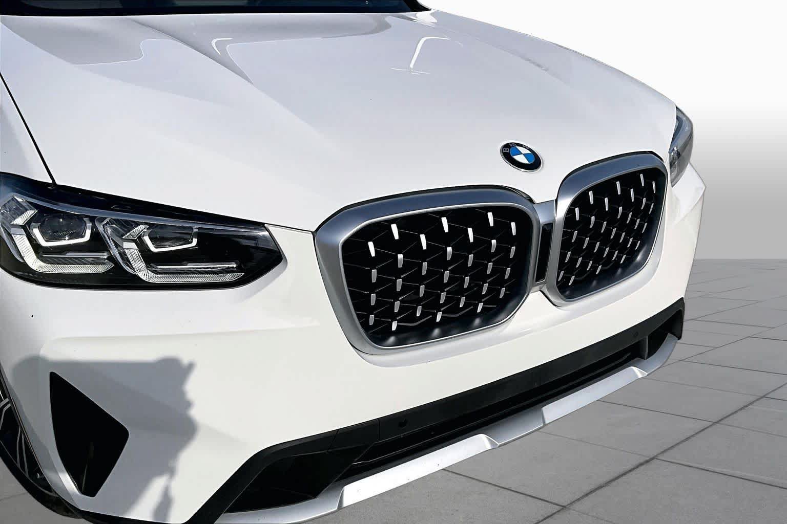 Used 2024 BMW X4 xDrive30i w/ Premium Package AWD/4WD image 28