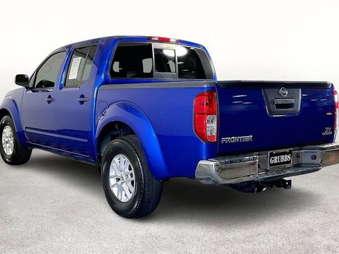 Used 2015 Nissan Frontier SV image 17