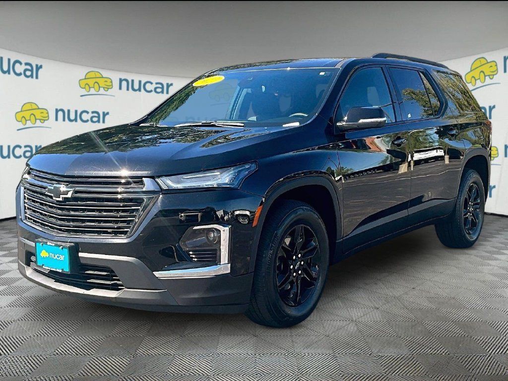 Used 2023 Chevrolet Traverse LT w/ Midnight/Sport Edition AWD/4WD image 3