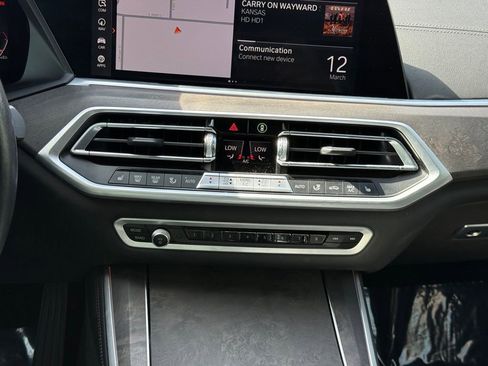 Used 2023 BMW X5 xDrive40i w/ Premium Package image 14