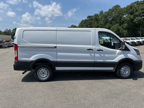 New 2025 Ford Transit 250 Low Roof image 8