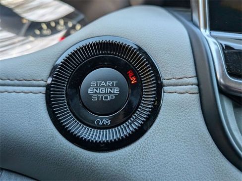 Certified 2023 Jeep Compass Limited image 20