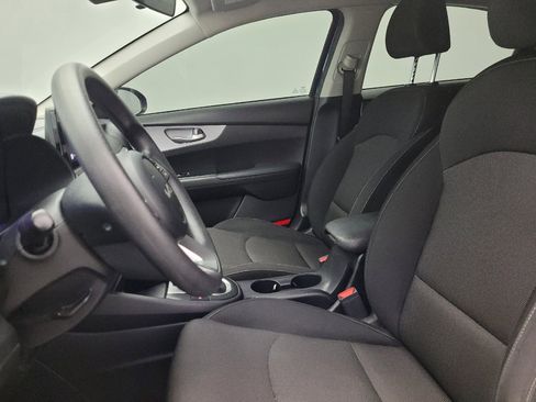 Used 2023 Kia Forte LXS FWD image 17