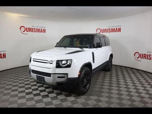 Used 2024 Land Rover Defender 110 S AWD/4WD image 3