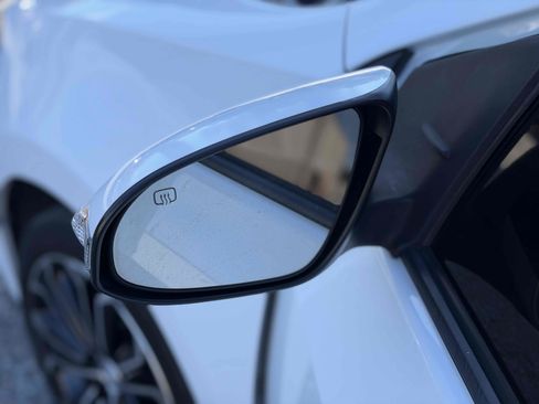 Used 2016 Toyota Corolla CE image 10