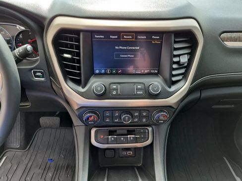Used 2023 GMC Acadia Denali w/ Denali Ultimate Package FWD image 26