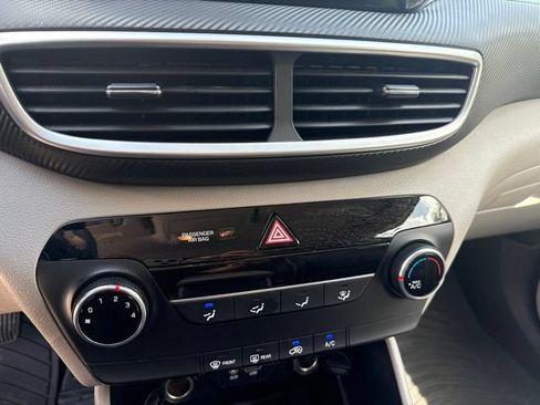 Used 2021 Hyundai Tucson SE FWD image 13