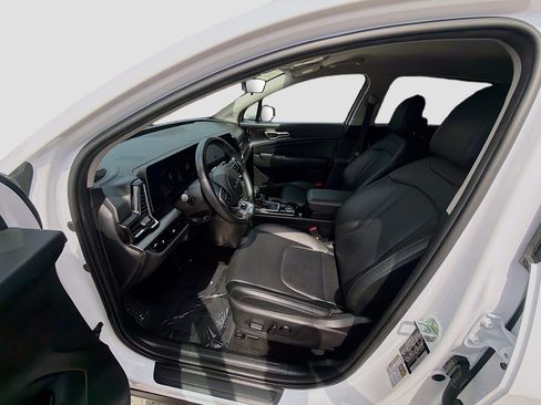 Used 2023 Kia Sportage EX FWD image 19