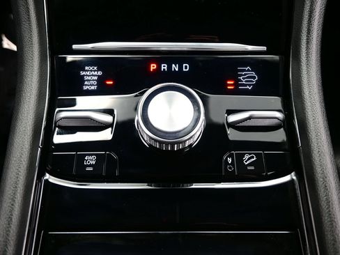 Used 2025 Jeep Grand Cherokee L Summit w/ MOPAR Finishing Package AWD/4WD image 26