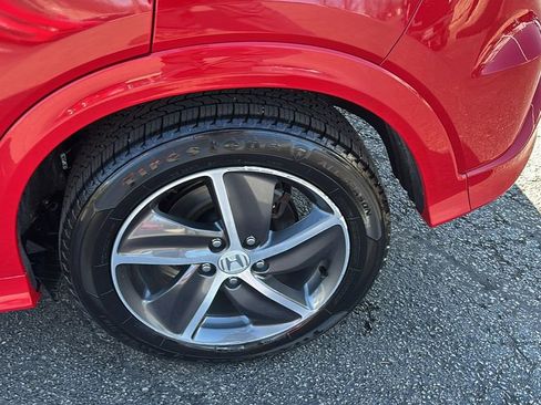 Used 2019 Honda HR-V Touring image 9