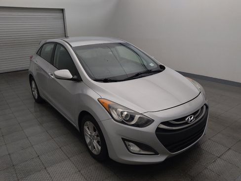 Used 2014 Hyundai Elantra GT FWD image 13