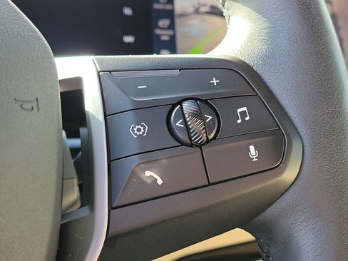 Certified 2025 BMW X1 xDrive28i w/ Premium Package image 30