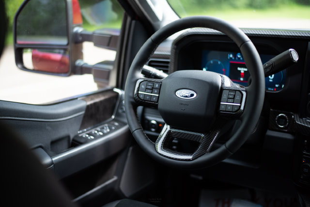 New 2026 Ford F250 Lariat w/ Black Appearance Package AWD/4WD image 19