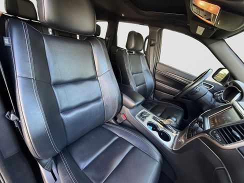 Used 2017 Jeep Grand Cherokee Limited AWD/4WD image 21
