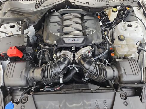 Used 2024 Ford Mustang GT Premium RWD image 27