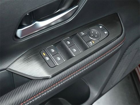 New 2026 Nissan Kicks SR image 13