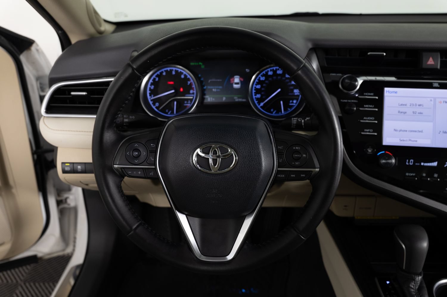 Used 2018 Toyota Camry XLE FWD image 27
