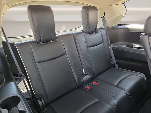 Used 2020 INFINITI QX60 Luxe w/ Sensory Package FWD image 10