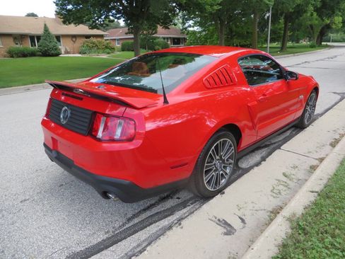 Used 2011 Ford Mustang GT Premium w/ GT Coupe Accessory Pkg 5 image 5