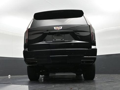 Used 2025 Cadillac Escalade Sport RWD image 26