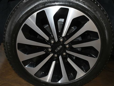 Used 2023 Lincoln Navigator Reserve image 65