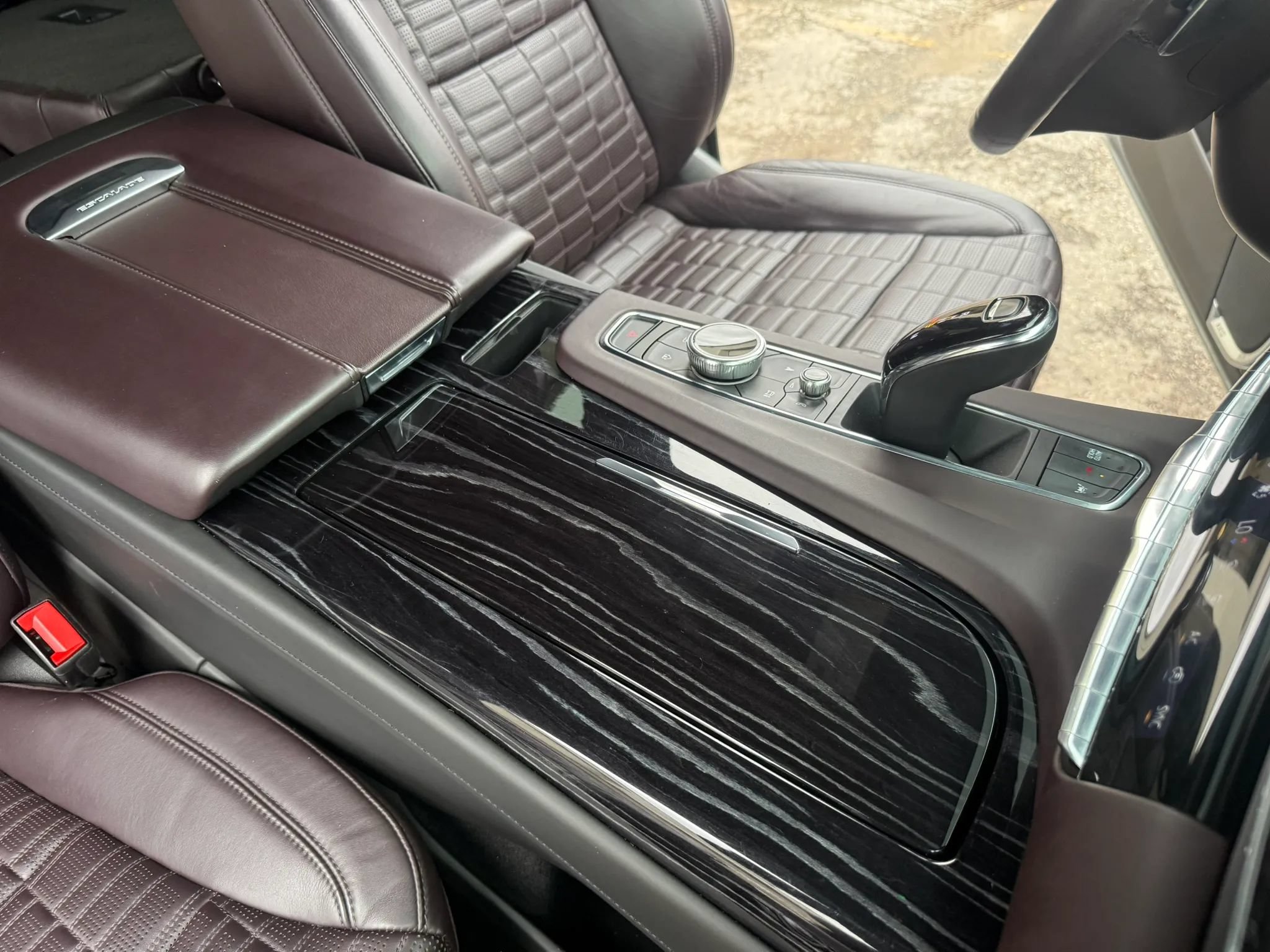 Used 2023 Cadillac Escalade V AWD/4WD image 40