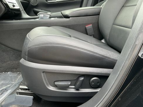 Certified 2025 INFINITI QX50 Pure image 19