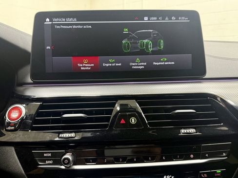 Used 2023 BMW M5 image 35