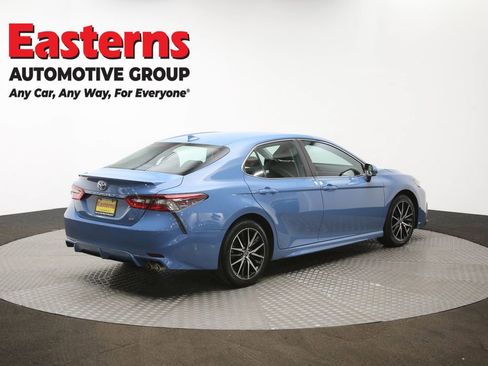 Used 2023 Toyota Camry SE image 40
