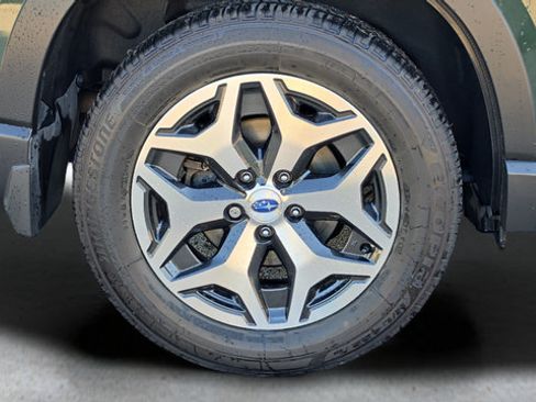 Used 2023 Subaru Forester Premium AWD/4WD image 18