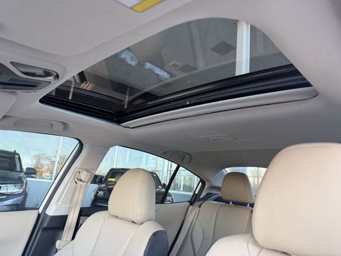 Used 2024 Subaru Legacy Limited image 32